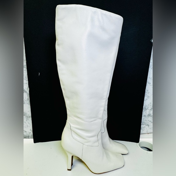 VINCE CAMUTO Kalinder Leather Tall Boot In Creamy White Size 6.5 - Picture 2 of 10